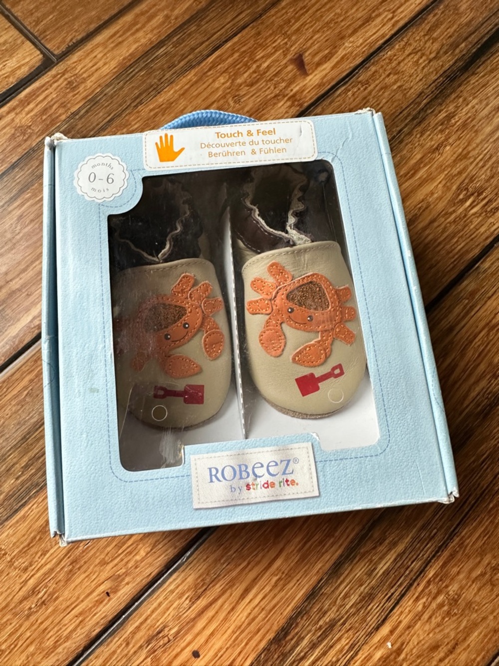 Robeez Tan Baby Shoes with Orange Crab Applique 0-6 months